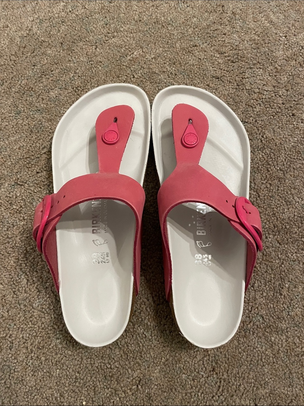 Birkenstock Big Buckle Nubuck Gizeh sandals